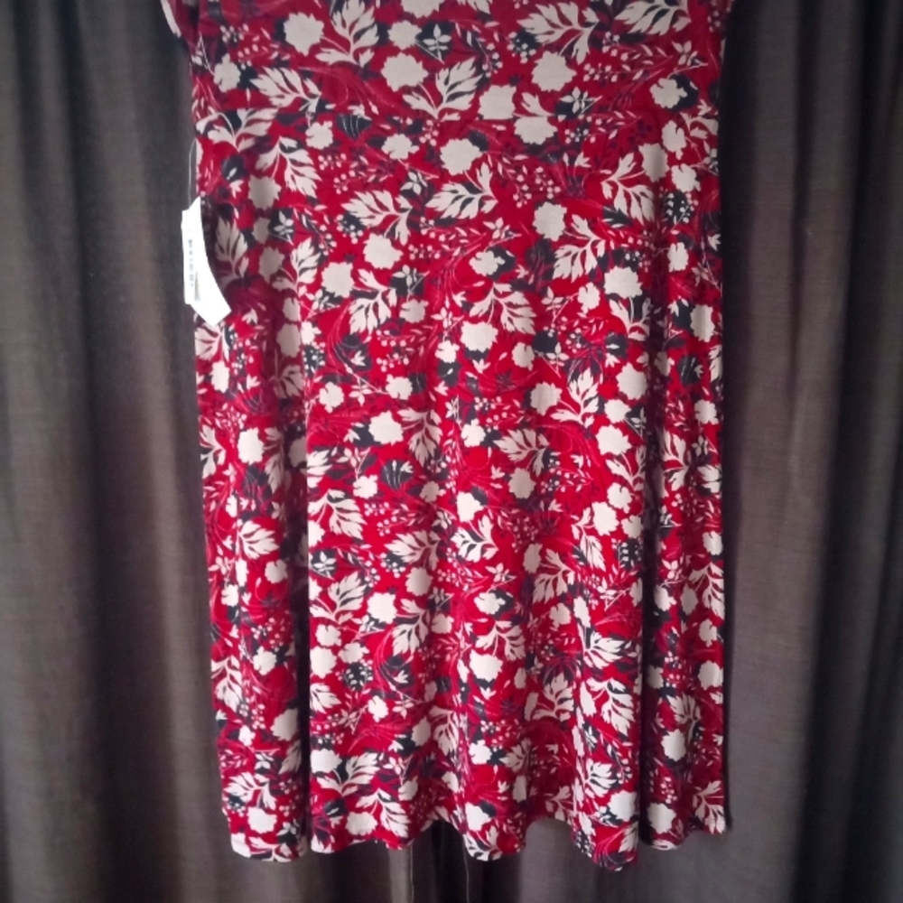 Lularoe - Picture 2 of 6